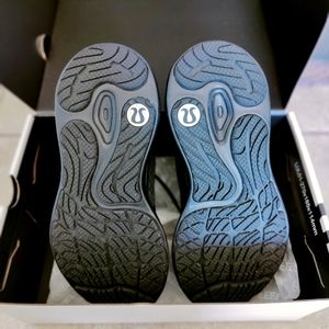 Lululemon Blissfeel running shoes